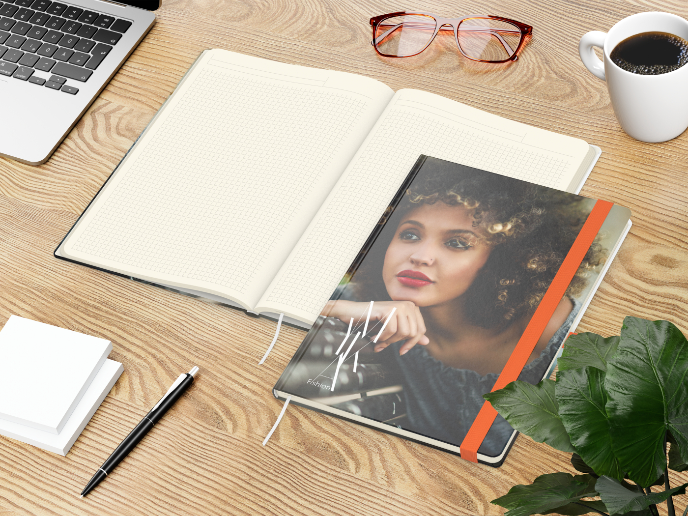 Notizbuch Match-Book Creme Bestseller, A4, Cover-Star, matt-individuell, orange